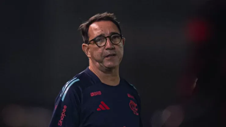 Maurício Salgado está pronto para assumir o Internacional - Foto: Paula Reis/Flamengo