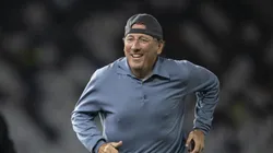 Textor busca novidades ao Botafogo.