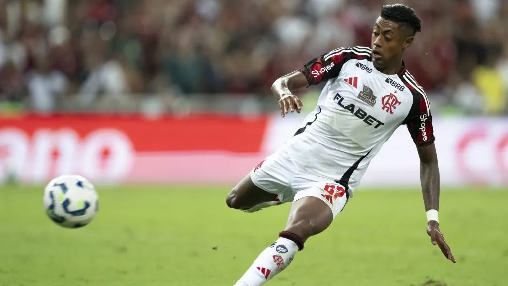 RJ – RIO DE JANEIRO – 19/04/2025 – BRASILEIRO A 2025, VASCO X FLAMENGO – Bruno Henrique jogador do Flamengo durante partida contra o Vasco no estadio Maracana pelo campeonato Brasileiro A 2025. Foto: Jorge Rodrigues/AGIF