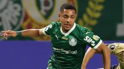 Vitor Roque em partida pelo Palmeiras. (Foto: Cesar Greco/Palmeiras/by Canon)