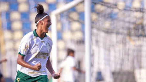 Amanda Gutierres marcou três gols contra o Juventude - Foto: Anderson Romao/AGIF