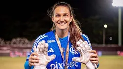 Karol Alves, goleira do Flamengo conquistou a torcida por suas atuações decisivas