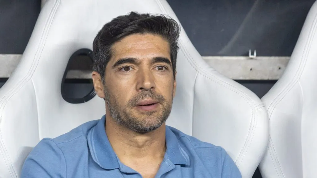 CE – FORTALEZA – 30/04/2025 – COPA DO BRASIL 2025, CEARA X PALMEIRAS – Abel Ferreira tecnico do Palmeiras durante partida contra o Ceara no estadio Arena Castelao pelo campeonato Copa Do Brasil 2025. Foto: Lucas Emanuel/AGIF