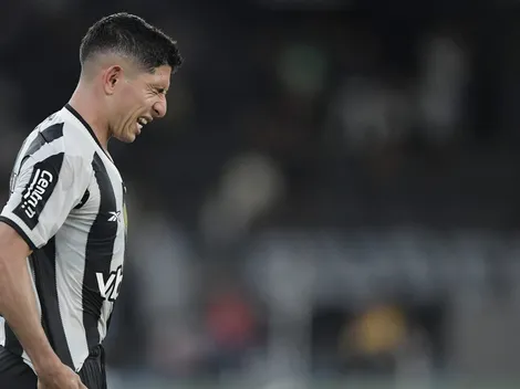 Torcida do Botafogo critica Renato Paiva por lesão de Savarino