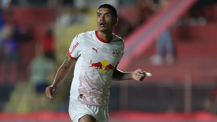 Lucas Barbosa, aposta do Red Bull Bragantino para as grande ambições de 2025 e está entre os reforços mais caros