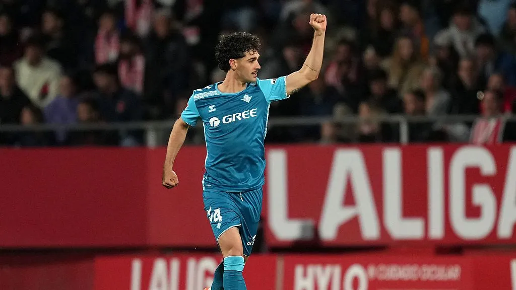 Johnny comemora gol pelo Betis. Foto: Alex Caparros/Getty Images