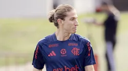 Filipe Luís vai renovar com o Flamengo para a temporada