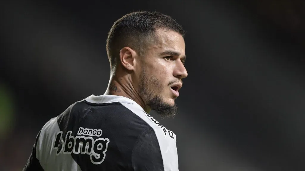 Coutinho jogador do Vasco durante partida contra o Sport no estádio São Januário pelo campeonato Brasileiro A 2025. Foto: Thiago Ribeiro/AGIF