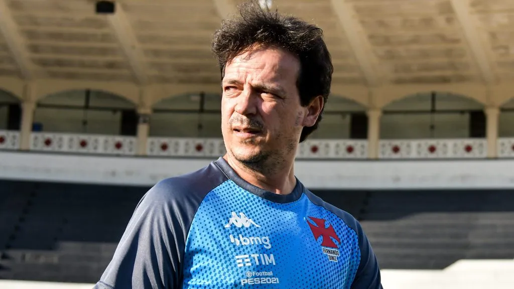 Fernando Diniz técnico do Vasco durante partida contra o Coritiba no estádio São Januário pelo campeonato Brasileiro B 2021. Foto: Thiago Ribeiro/AGIF