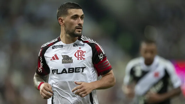 De Arrascaeta jogador do Flamengo durante partida contra o Vasco. Foto: Jorge Rodrigues/AGIF