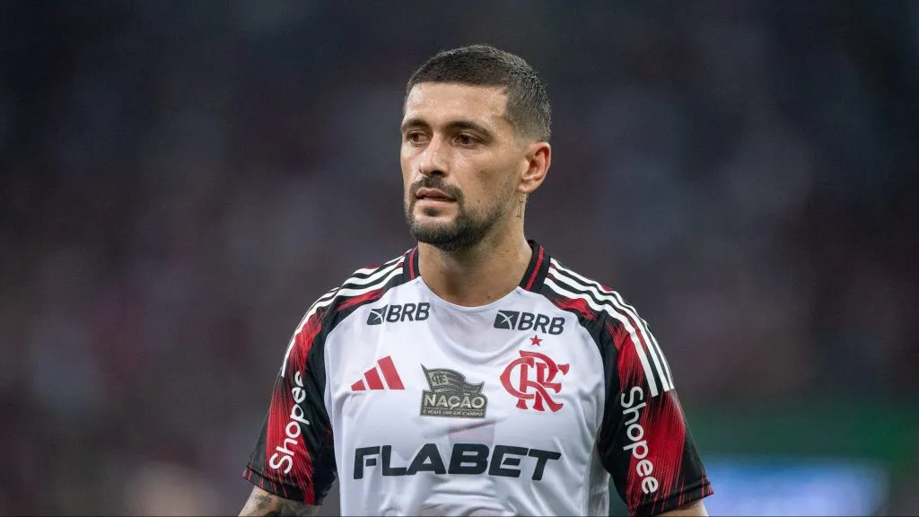 Joshua é visto como o substituto para Arrascaeta – Foto: Thiago Ribeiro/AGIF