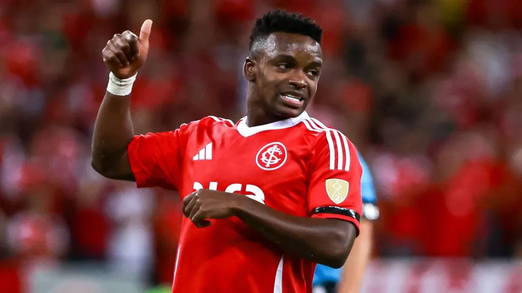 Carbonero pelo Inter. Foto: Maxi Franzoi/AGIF