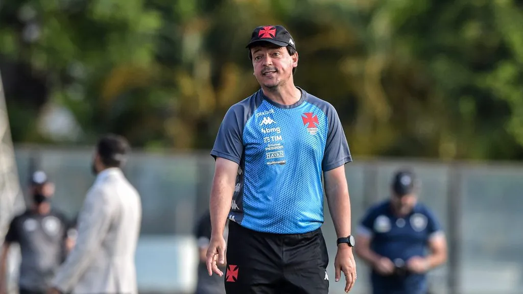 Diniz pelo Vasco em 2021. Foto: Thiago Ribeiro/AGIF