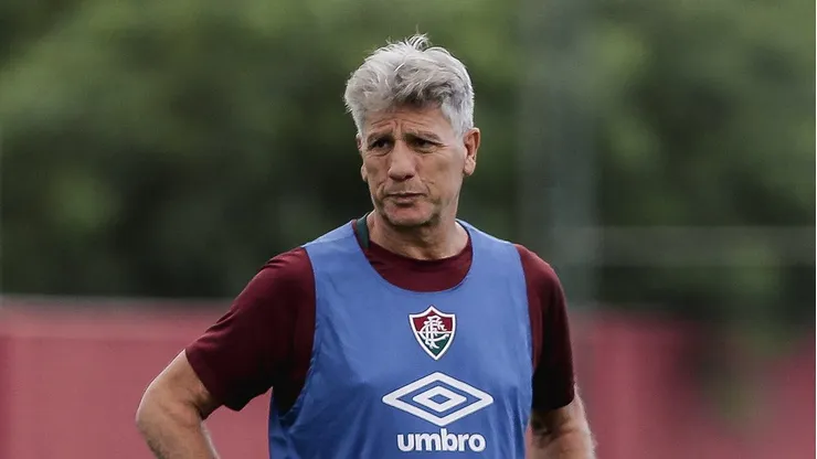 Renato em treino no CT Carlos Castilho - FOTO: LUCAS MERÇON / FLUMINENSE F.C.