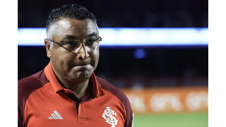 Roger Machado técnico do Internacional durante partida contra o São Paulo no estádio Morumbi pelo campeonato Brasileiro A 2024. Foto: Marcello Zambrana/AGIF