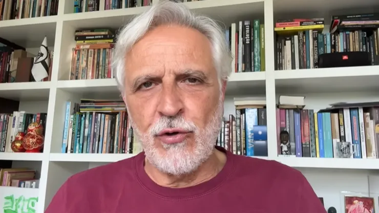 Jornalista em seu canal no Youtube- Foto: Reprodução/Fábio Sormani/YouTube.