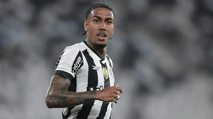 Rwan Cruz jogador do Botafogo durante partida contra o Capital no estádio Engenhão pelo campeonato Copa Do Brasil 2025.