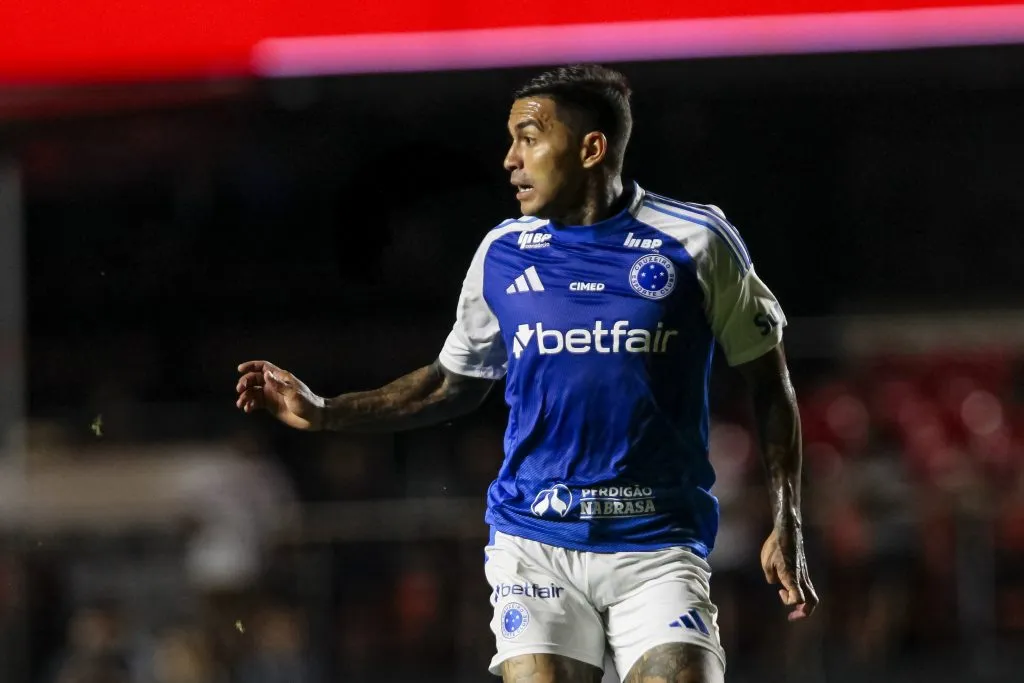 Atacante não ficou muito tempo no Cruzeiro. Foto: Marco Miatelo/AGIF