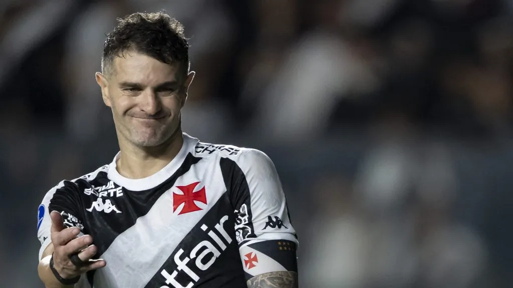 Vegetti, jogador do Vasco, lamenta durante partida contra o Lanús-ARG, pela Copa Sul-Americana. Foto: Jorge Rodrigues/AGIF.