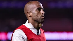 Lucas Moura jogador do São Paulo durante aquecimento antes da partida contra o Fortaleza no estádio Morumbi pelo campeonato Brasileiro A 2025. Foto: Fabio Giannelli/AGIF