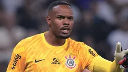 Carlos Miguel é disputado no mercado.