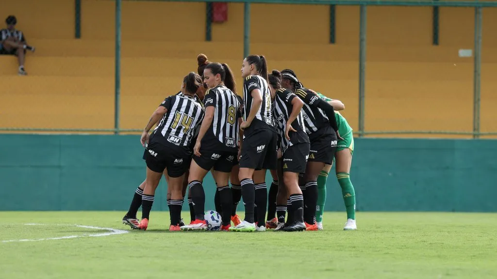 Grupo de jogadoras do Atlético-MG