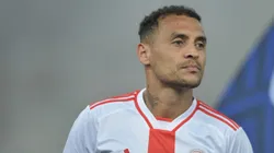 Alan Patrick, jogador do Internacional, durante partida contra o Flamengo, pelo Brasileirão Betano. Foto: Thiago Ribeiro/AGIF.