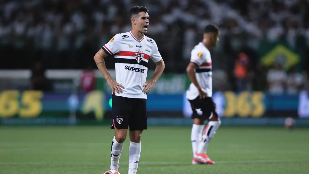 Oscar jogador do São Paulo durante partida contra o Palmeiras no estádio Arena Allianz Parque pelo campeonato Paulista 2025. Foto: Ettore Chiereguini/AGIF