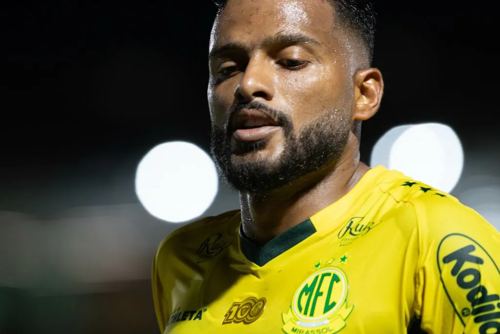 SP – MIRASSOL – 26/04/2025 – BRASILEIRO A 2025, MIRASSOL X ATLETICO-MG -REINALDO jogador do Atletico-MG durante partida contra o Mirassol no estadio Jose Maria de Campos Maia pelo campeonato Brasileiro A 2025. Foto: Joisel Amaral/AGIF