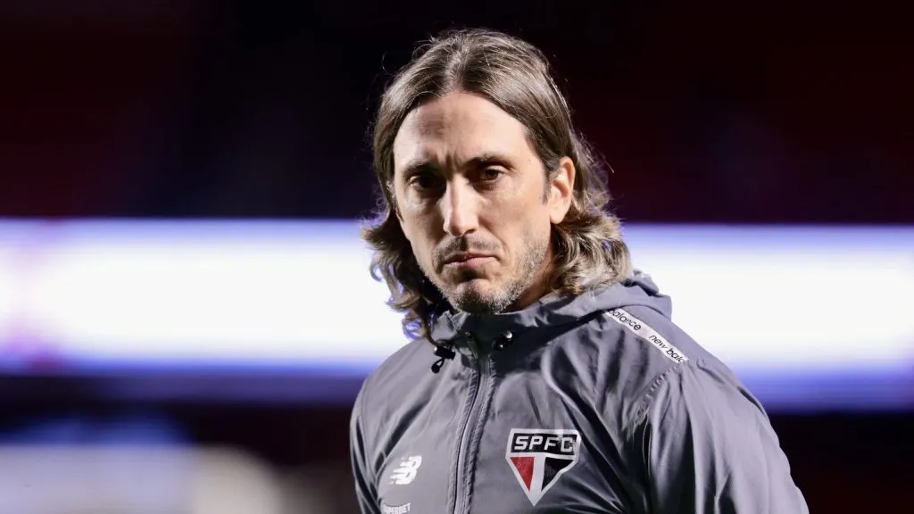 Zubeldía no comando do São Paulo. Foto: Marcello Zambrana/AGIF
