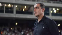Renato Paiva, técnico do Botafogo, durante partida contra o Capital, pela Copa Betano do Brasil. Foto: Thiago Ribeiro/AGIF.