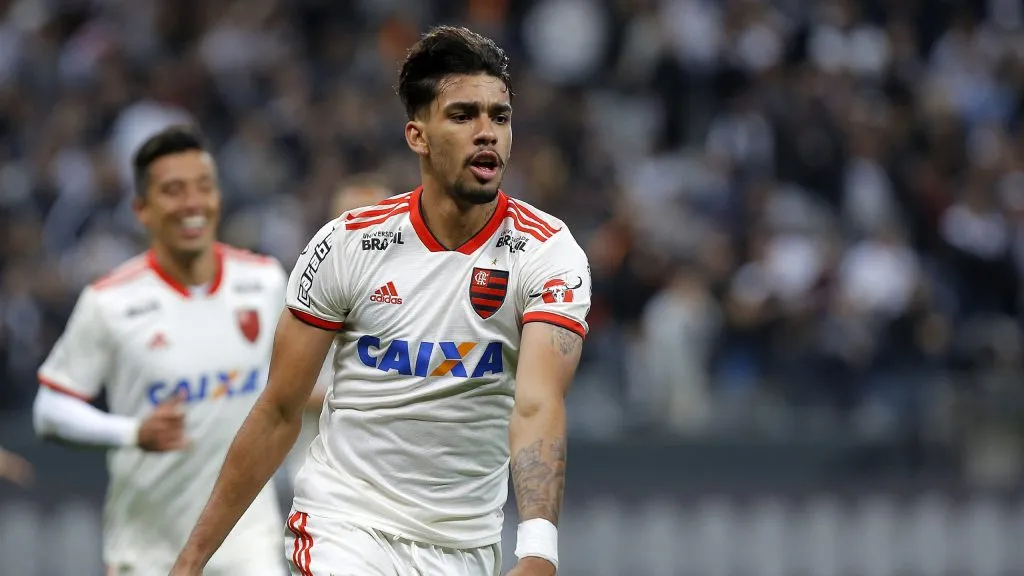 Paquetá comemorando gol. Foto: Daniel Vorley/AGIF