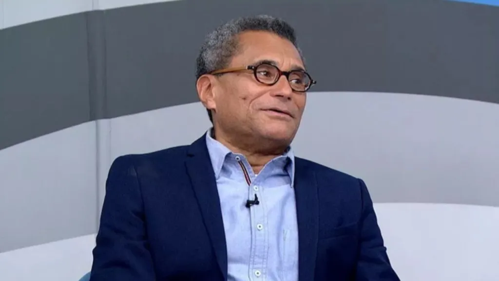 PC Vasconcelos acredita que Artur pode ser mais útil ao Botafogo – Foto: Reprodução/SporTV