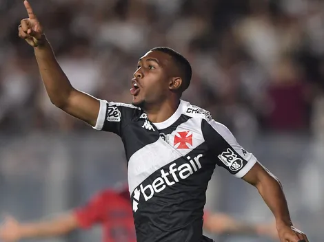 Rayan é exaltado pela torcida em Vasco x Palmeiras mesma após derrota