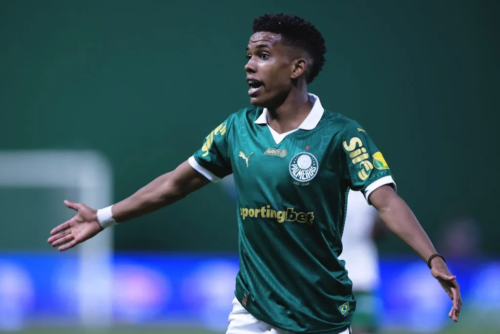 SP – SAO PAULO – 15/01/2025 – PAULISTA 2025, PALMEIRAS X PORTUGUESA – Estevao jogador do Palmeiras durante partida contra o Portuguesa no estadio Arena Allianz Parque pelo campeonato Paulista 2025. Foto: Ettore Chiereguini/AGIF