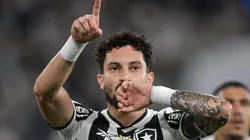 Alex Telles marcou pela primeira vez na temporada nesta semana