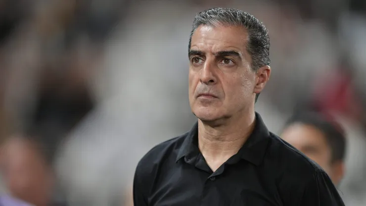 Renato Paiva no comando do Botafogo. Foto: Thiago Ribeiro/AGIF
