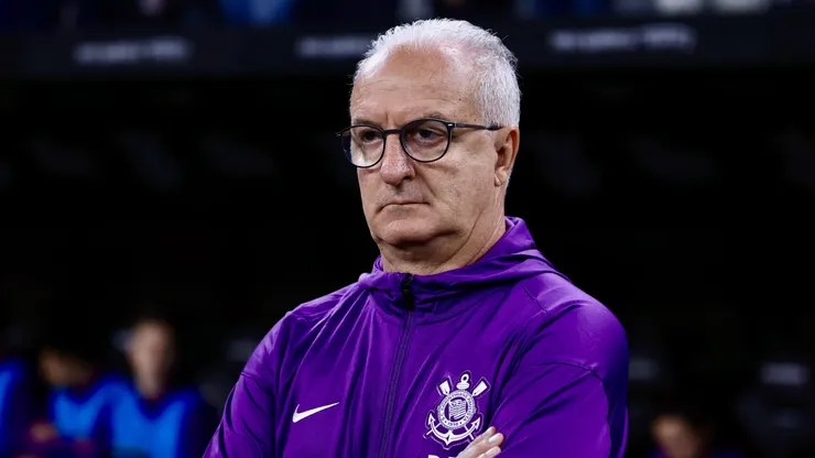 Dorival Jr no comando do Corinthians. Foto: Marcello Zambrana/AGIF