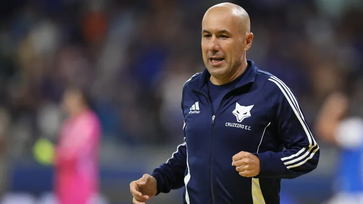 Leonardo Jardim tem início promissor no time
