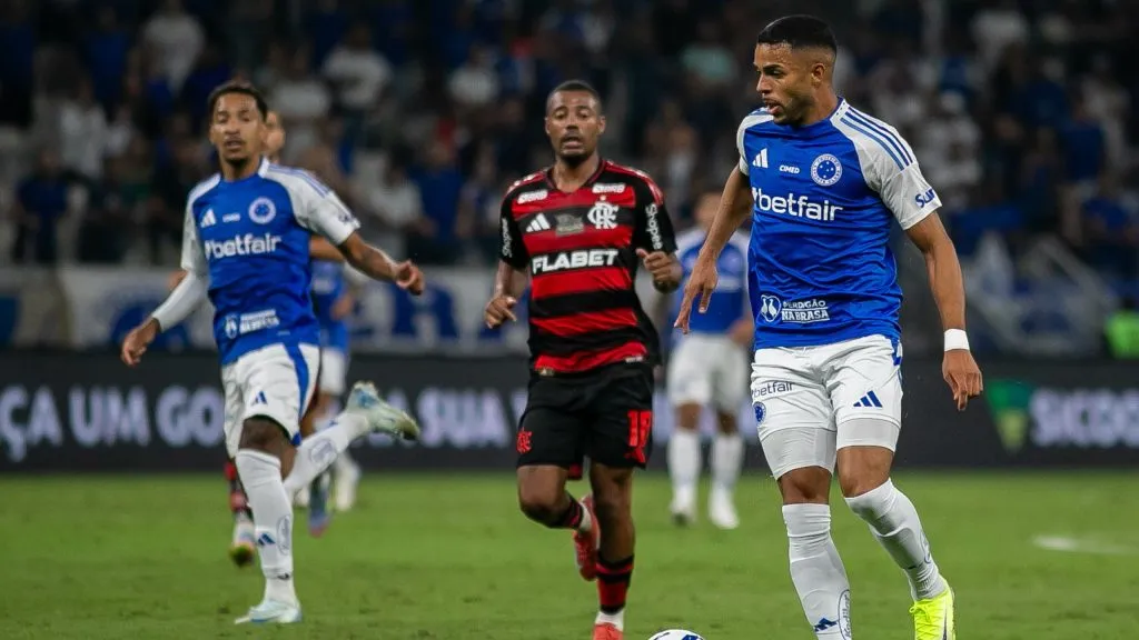 Cruzeiro x Flamengo - Foto: Fernando Moreno/AGIF.