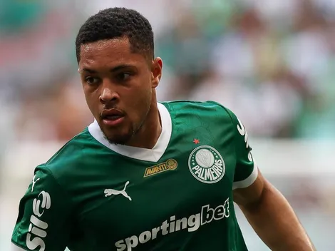 Vitor Roque agradece Abel por fim do jejum no Palmeiras