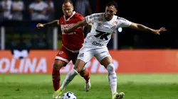 SP - SANTOS - 01/05/2025 - COPA DO BRASIL 2025, SANTOS X CRB - Diego Pituca jogador do Santos durante partida contra o CRB no estadio Vila Belmiro pelo campeonato Copa Do Brasil 2025. Foto: Marcello Zambrana/AGIF