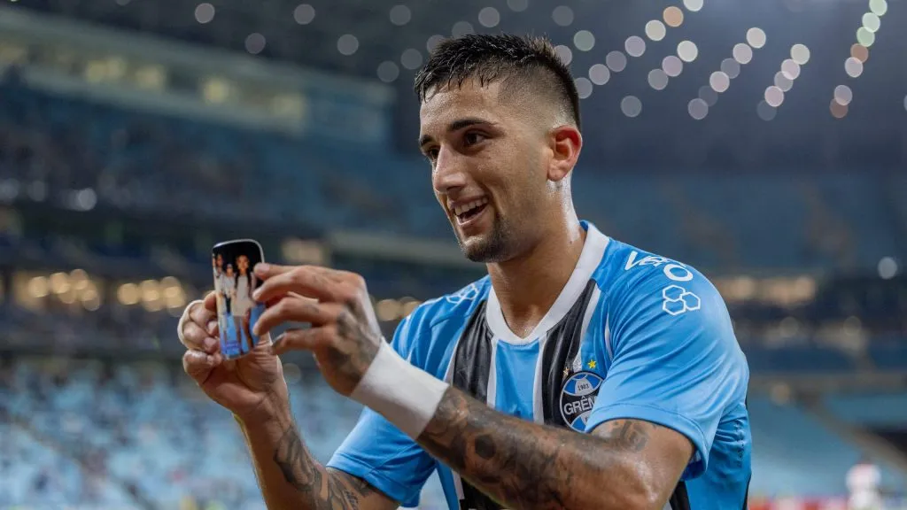 Cristian Olivera, atacante do Tricolor Gaúcho. Foto: Liamara Polli/AGIF.