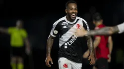 Alex Teixeira voltou a ganhar mais oportunidades no Vasco - Foto: Jorge Rodrigues/AGIF
