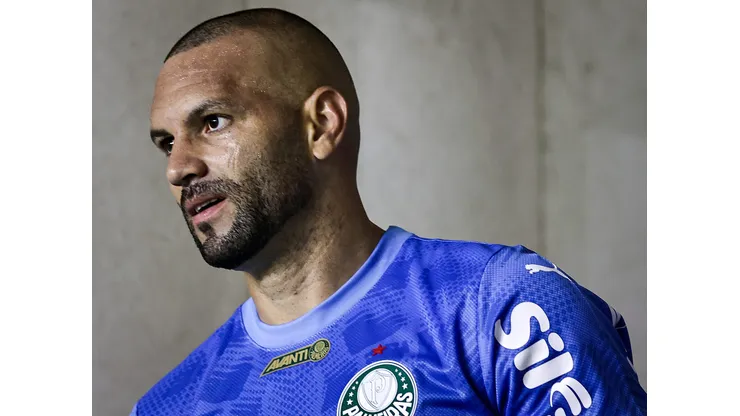 Weverton em ação pelo Palmeiras - Foto: Fabio Giannelli/AGIF