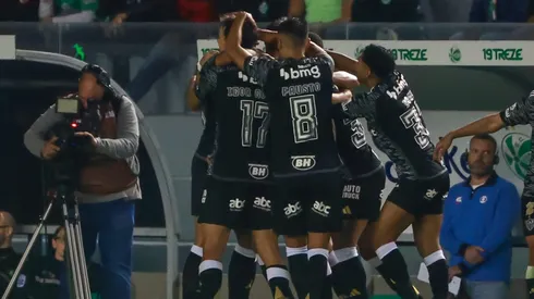 Atlético vence em Caxias do Sul e sobe para o 10° lugar na classificação