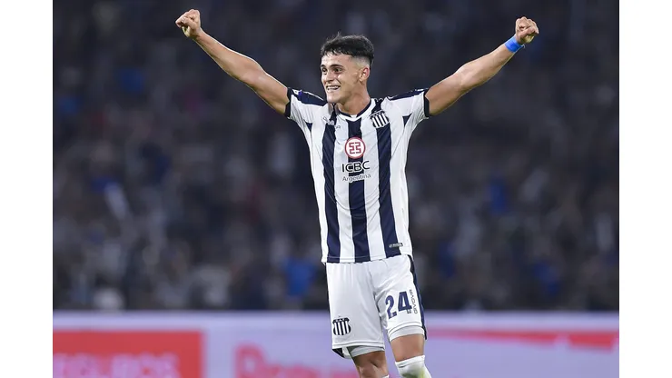 CORDOBA, ARGENTINA - FEBRUARY 11: Ramón Sosa of Talleres celebrates after the team's victory in a match between Talleres and Boca Juniors as part of the 2023 Professional League Tournament at Mario Alberto Kempes Stadium on February 11, 2023 in Cordoba, Argentina. (Photo by Hernan Cortez/Getty Images)