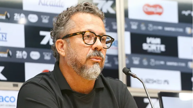 Cléber Xavier faz mudança importante no Santos