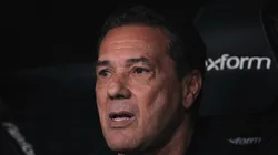 Vanderlei Luxemburgo criticou Filipe Luís no Flamengo.