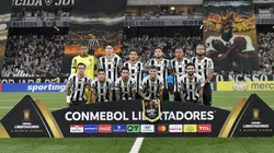 Elenco do Botafogo na Copa Libertadores - Foto: Thiago Ribeiro/AGIF